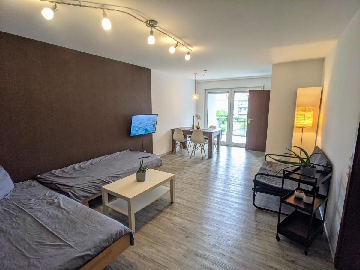 Ideale Messe/Airport Wohnung 15Min Fahrtweg 特克下的基希海姆 外观 照片